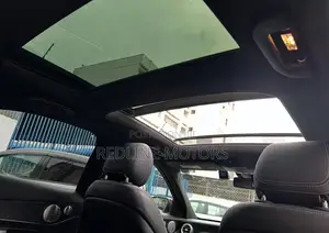 Mercedes-Benz C200 2018 Burgundy