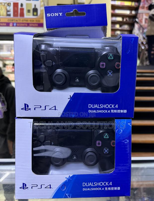 Unused Dualshock4 Controller - thumbnail 4