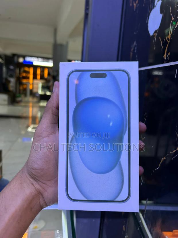New Apple iPhone 15 128 GB Blue