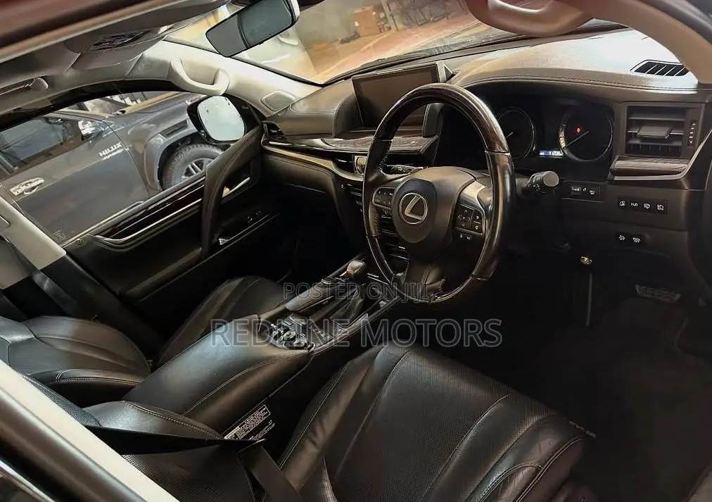 Lexus LX 450d AWD 2018 Matt Black