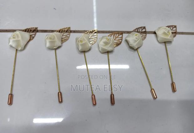 White Dove Lapel Pins - thumbnail 3