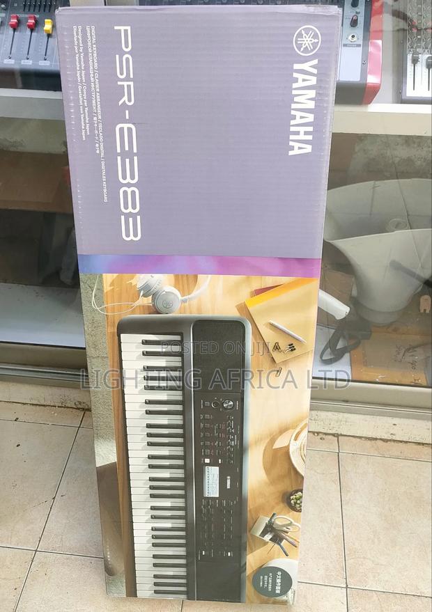 Yamaha Keyboard PSR E383 - main view