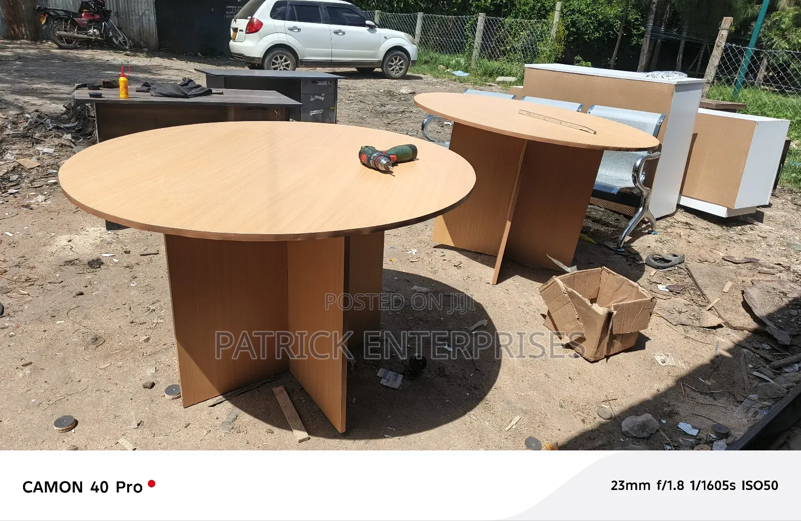 Modern Round 1.2 Mtrs Boardroom Table