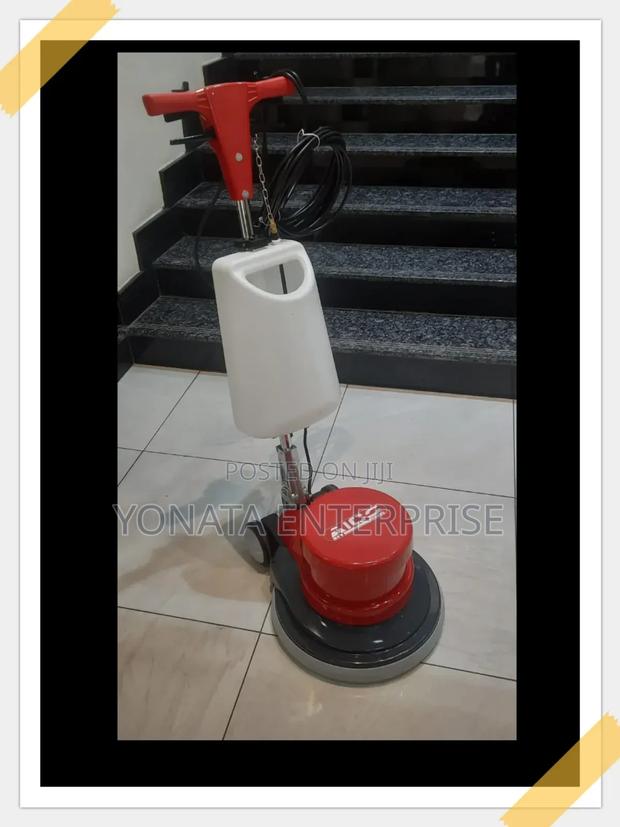 Aico Floor Scrubber With 3 Bushes