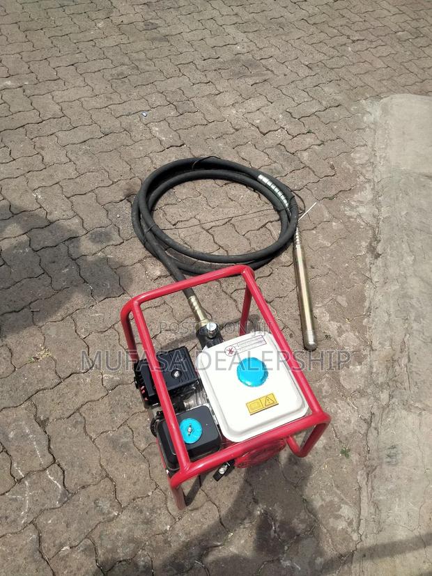 Construction Concrete Vibrator - main view