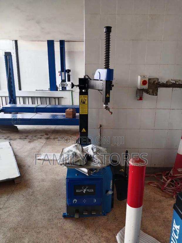 Tyre Changer Machine Model Gt325.
