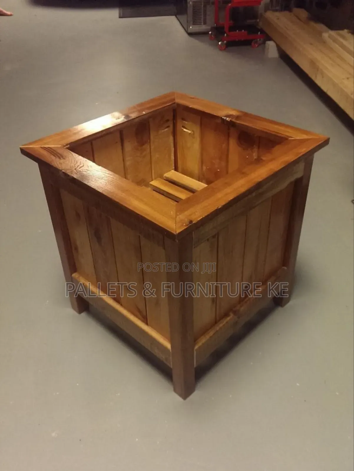 Timber Leaf Box