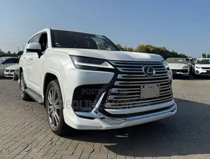 Lexus LX 2022 Off white