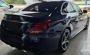 Mercedes-Benz C180 2018 Blue