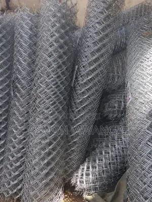 Galvanized Chainlink 6foot With Barbed