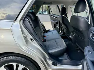 Subaru Outback 2.5i Limited AWD 2018 Gold