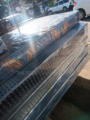 4 by 6 Fibre Matress High Density Q1fyg