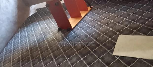 Noiseless Checkered Church Altar and Office Flooring Carpets