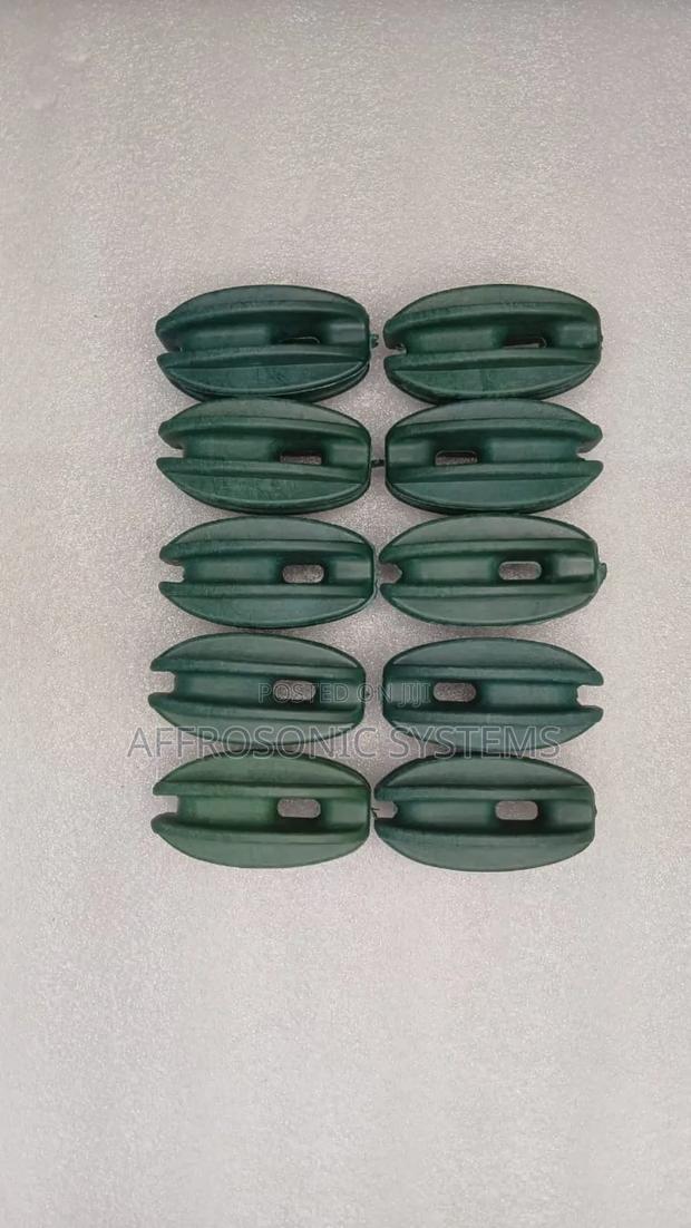 Green Electric Fence Strainers - main view