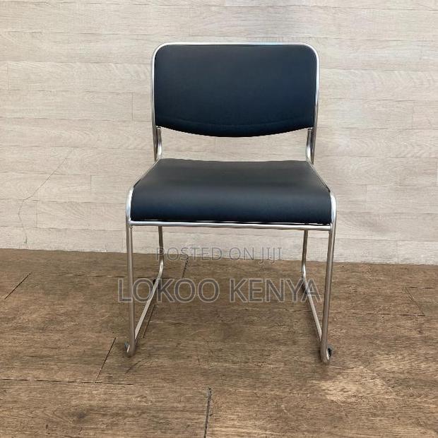 Office Chair : Black Simple Metallic Visitor's Office Chair