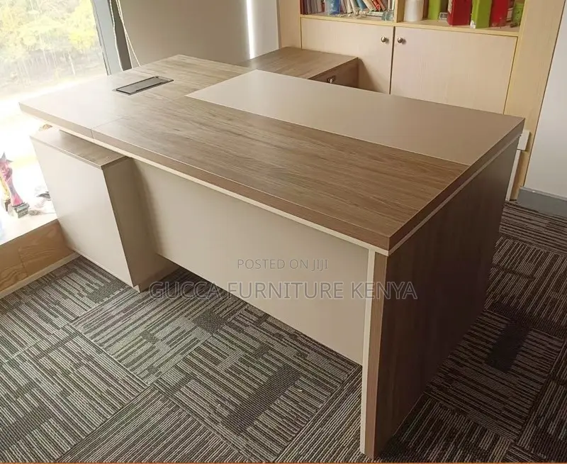 Office Desk: Curved Solid L-Design Office Manager's Desk