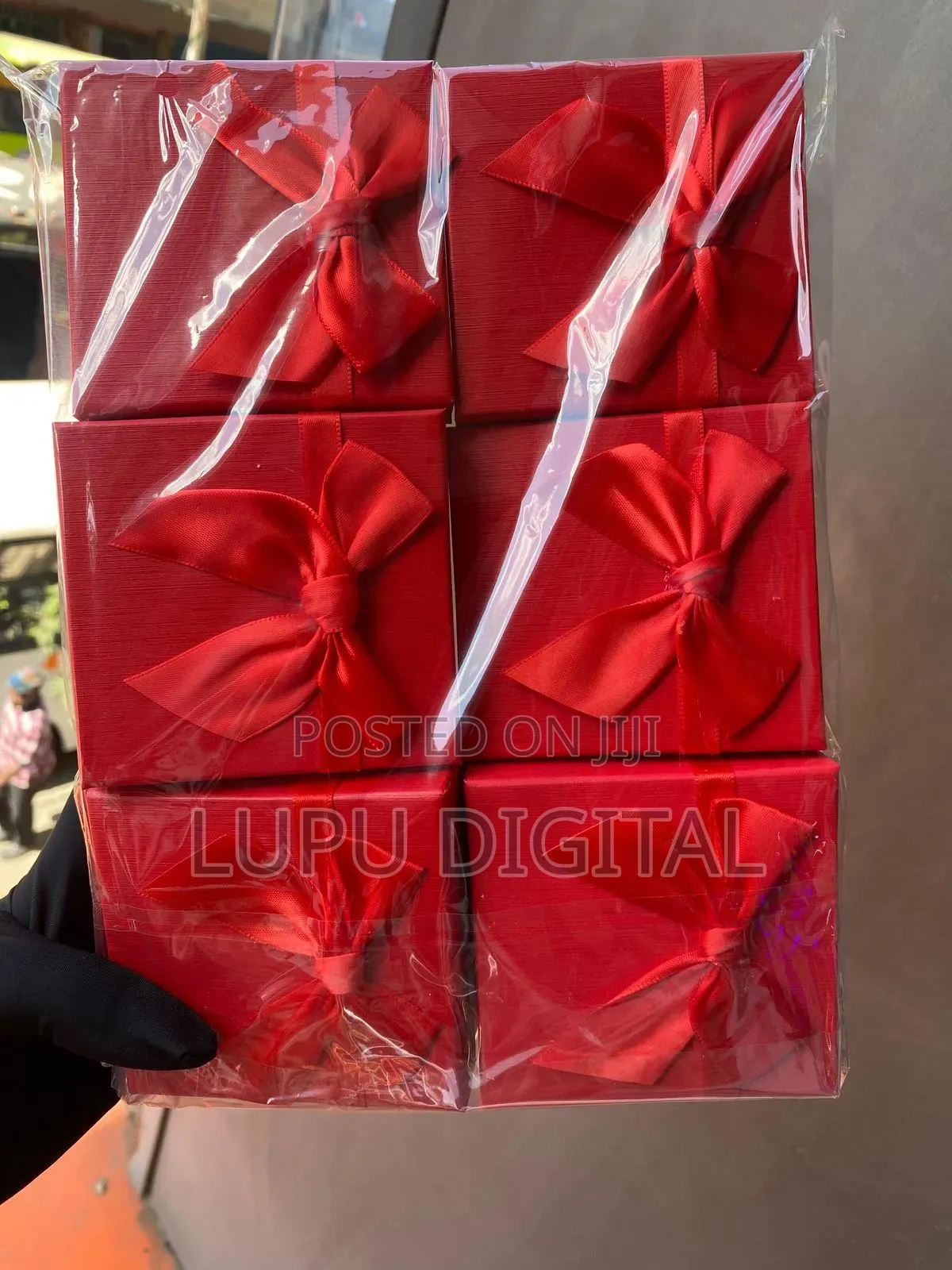 Gift Boxes Available