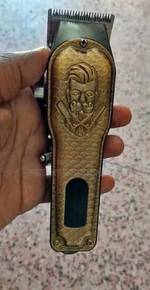 Cordless Rechargeable Shavers - thumbnail 3