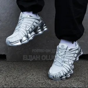 Nike Shox Silver