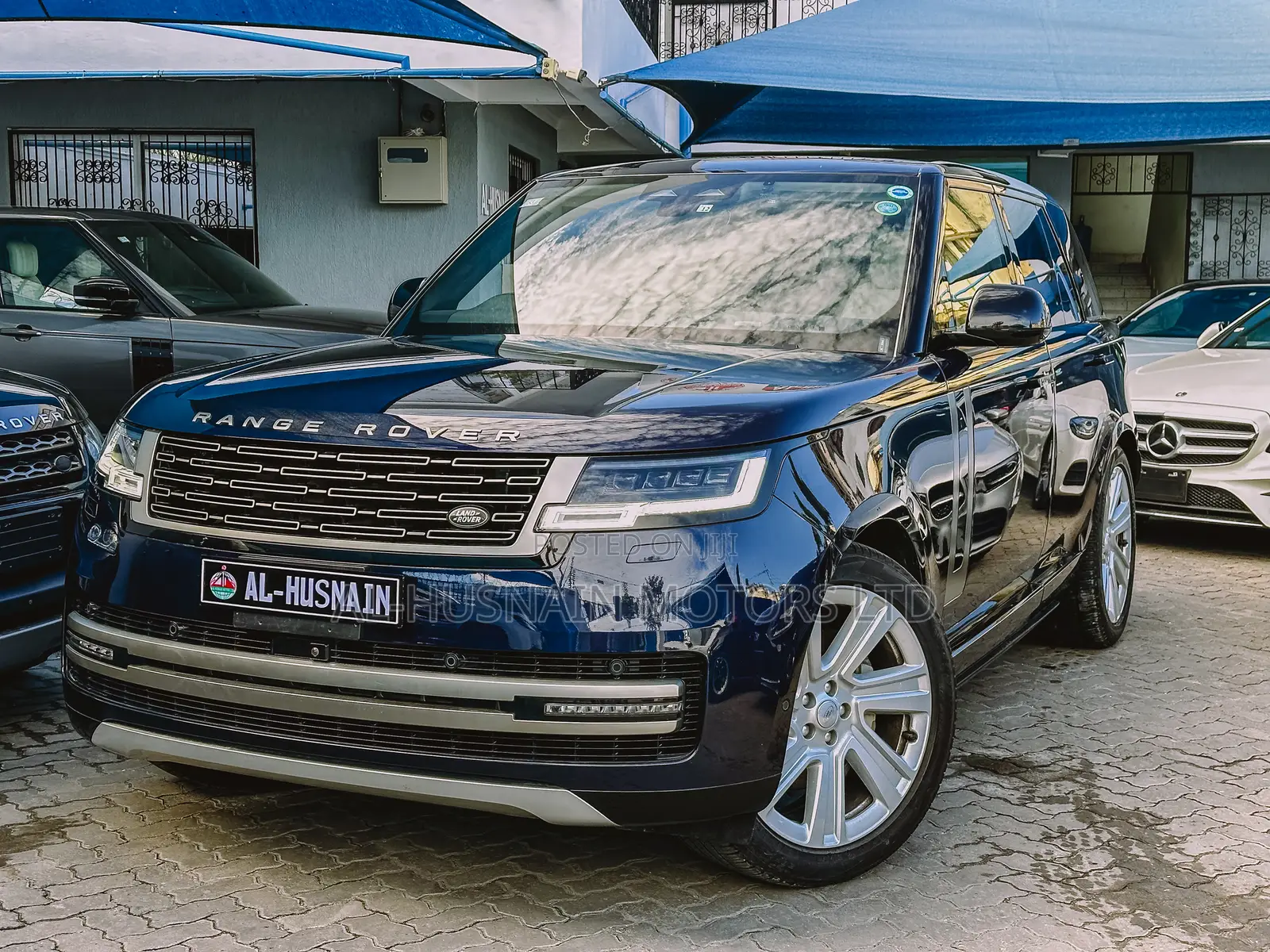 Land Rover Range Rover Vogue 2022 Blue