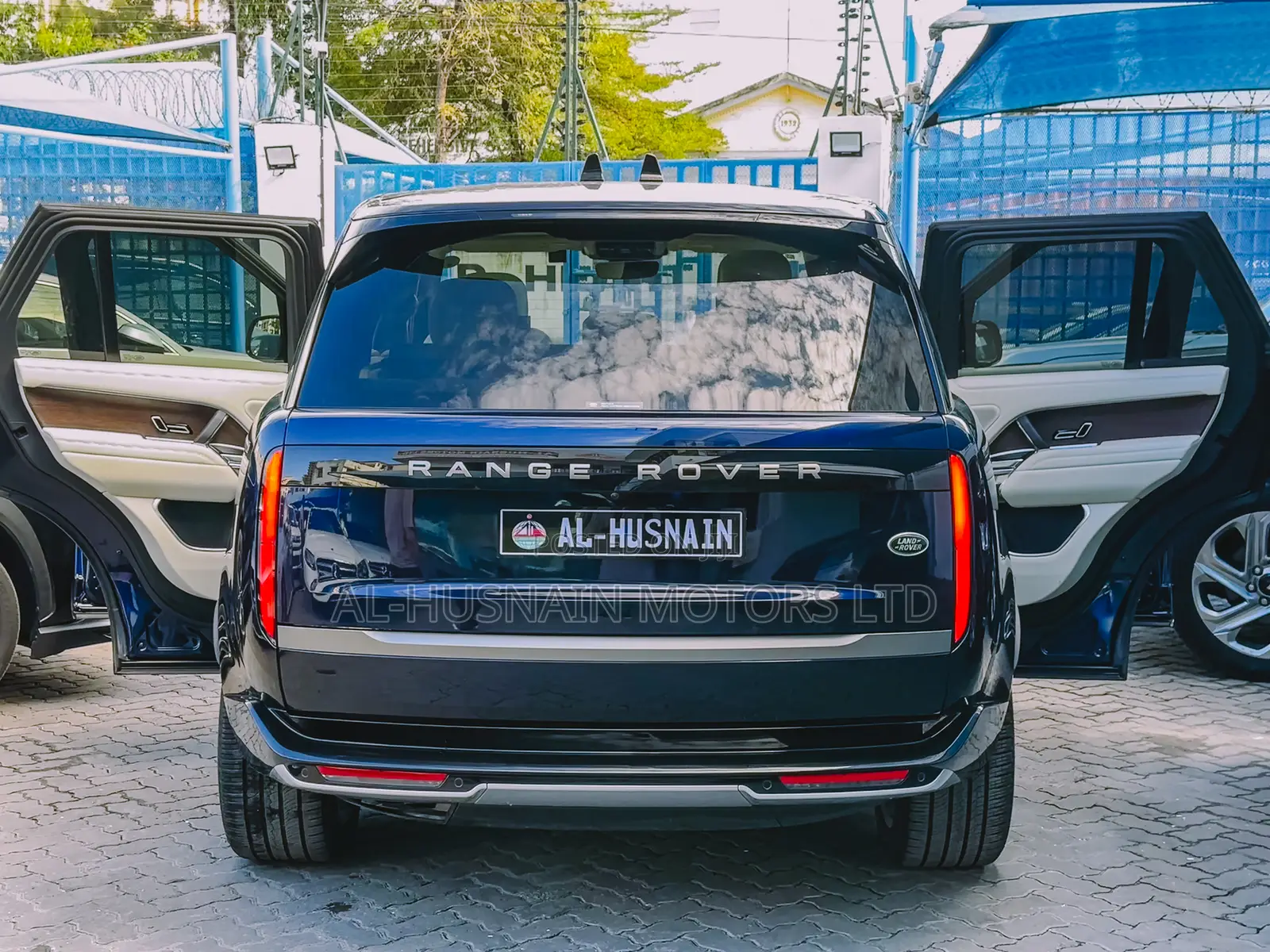 Land Rover Range Rover Vogue 2022 Blue