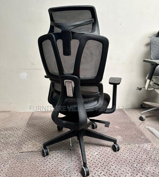 Office Chair:Leadership Series High Mesh Fixed Office Chair - thumbnail 2