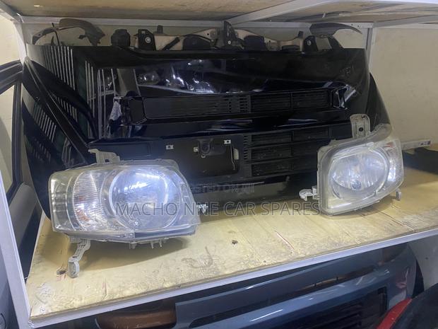 Honda N-Box 2013 Nosecut