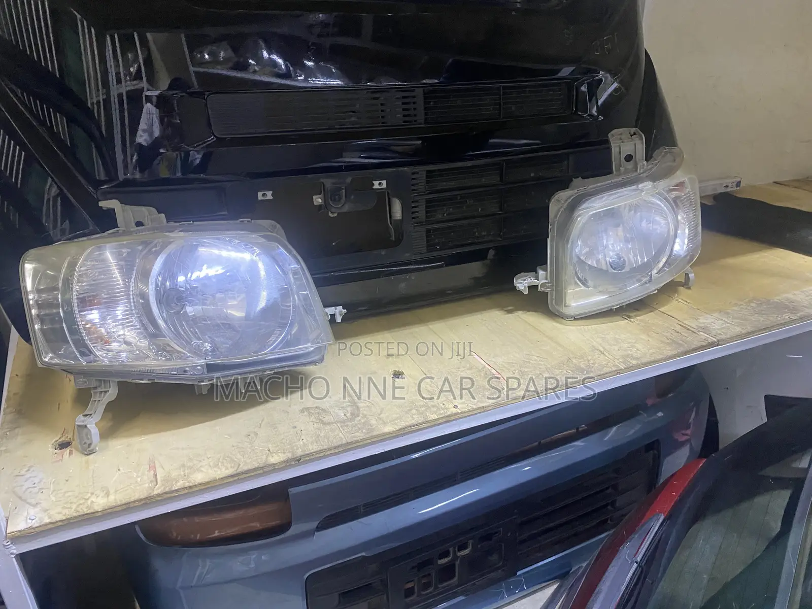 Honda N-Box 2013 Nosecut