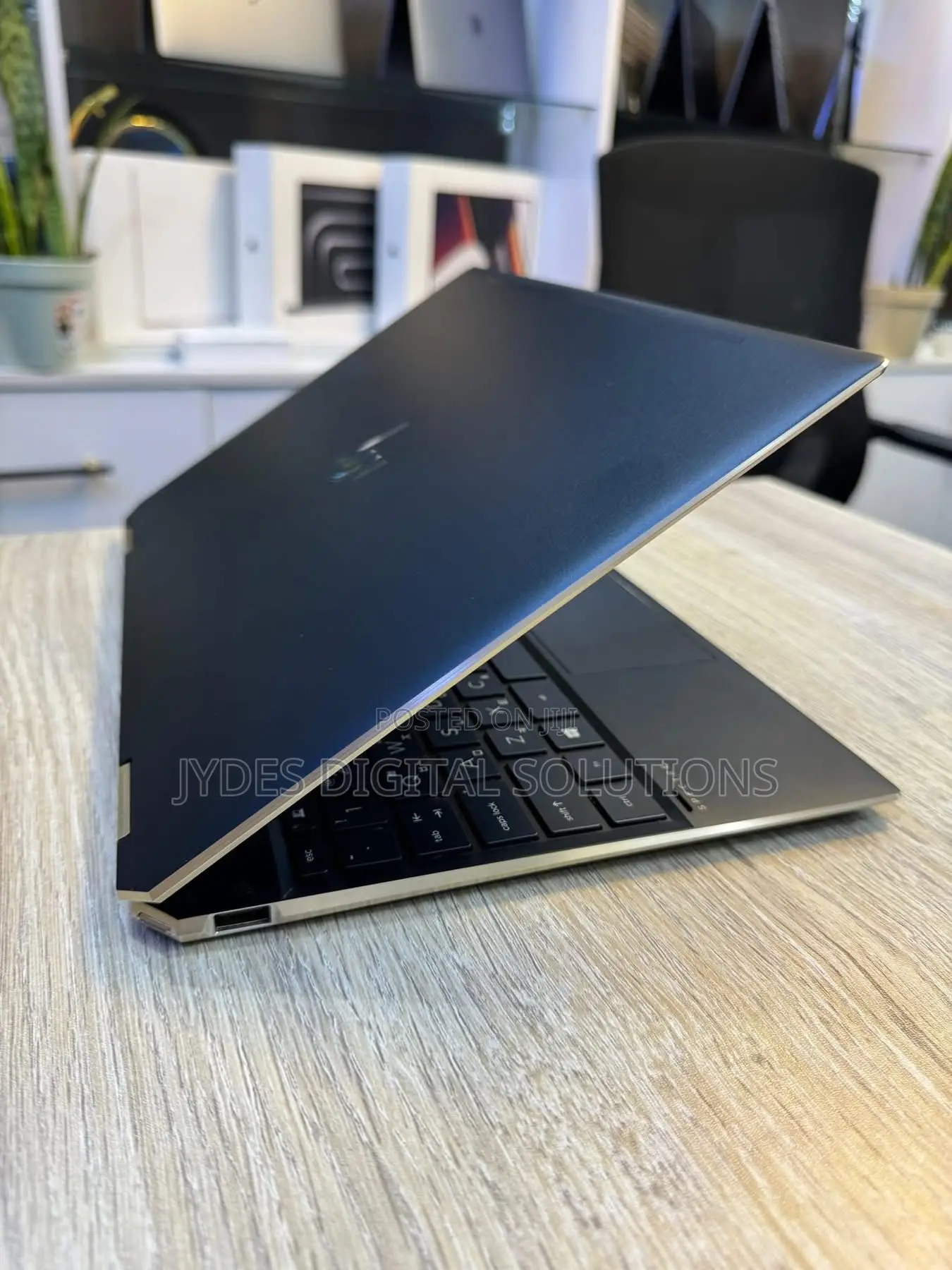 Laptop HP Spectra 13 16GB Intel Core I7 SSD 512GB