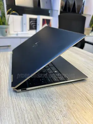 Laptop HP Spectra 13 16GB Intel Core I7 SSD 512GB