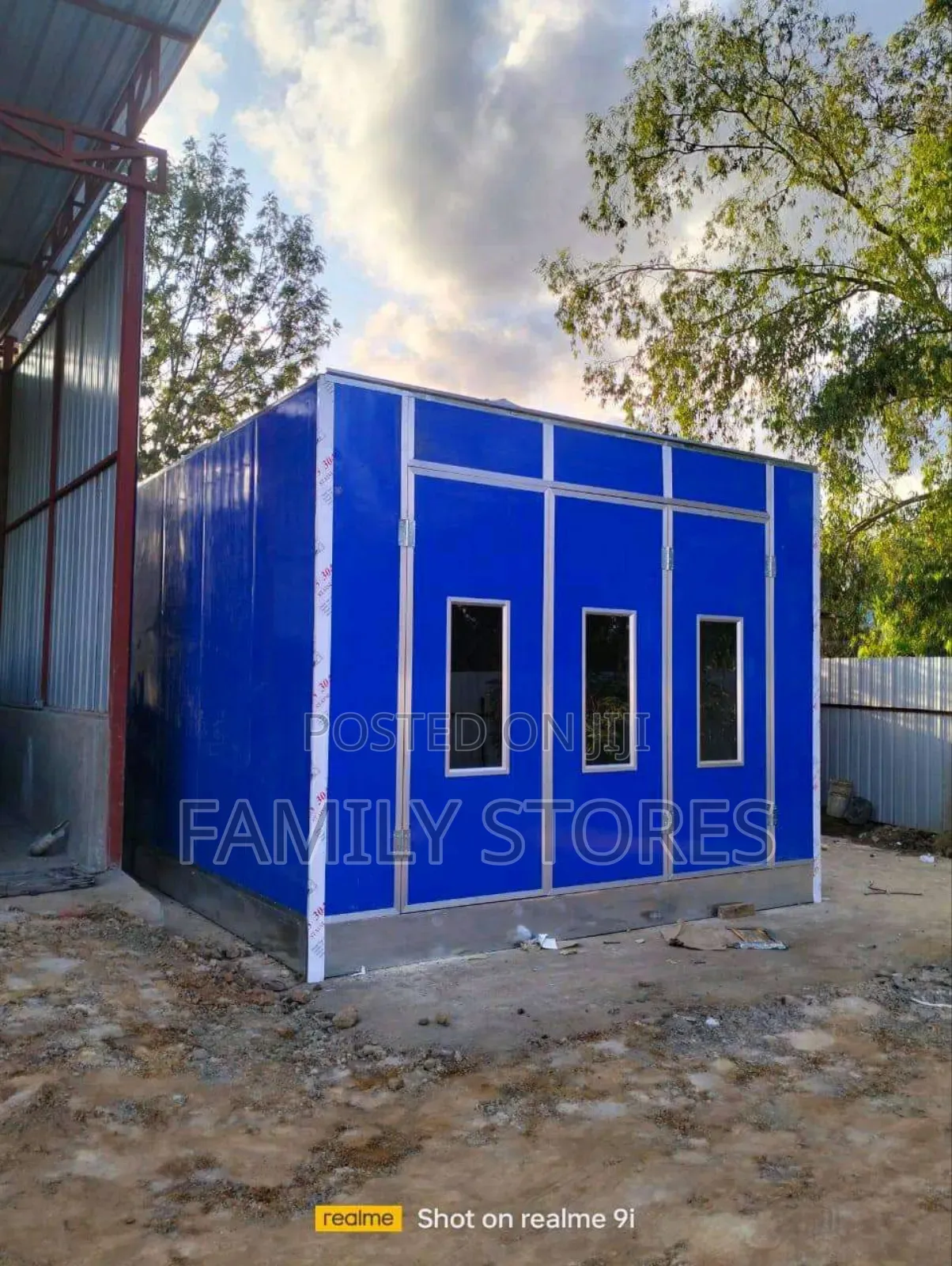 Heavy Duty Electric Paint Spray Booth Machine.