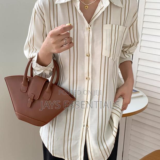 Wing Shaped Bucket Bags - thumbnail 7