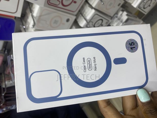 Esr for iPhone 15 Magsafe Transparent Air Case -Navy Blue - thumbnail 3