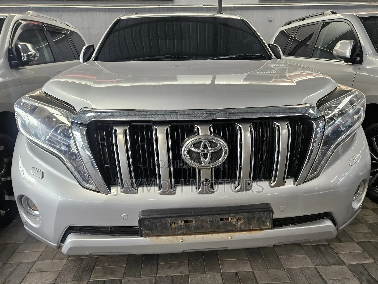 Toyota Land Cruiser Prado 2016 Silver