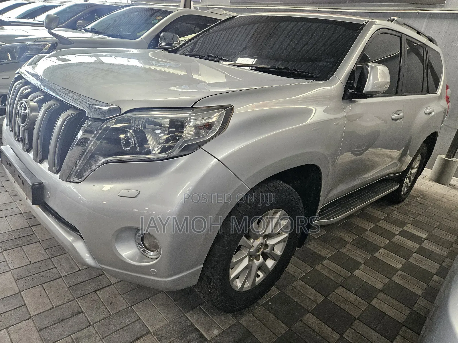Toyota Land Cruiser Prado 2016 Silver