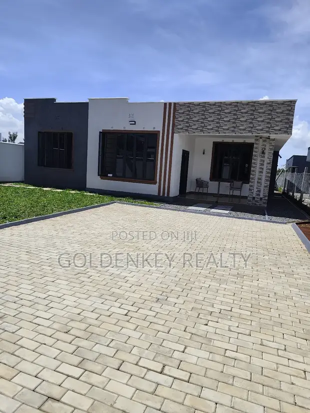 4bdrm Bungalow in Kitengela for sale
