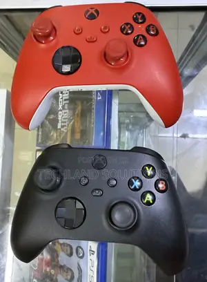 Well Kept Xbox Series X Pad