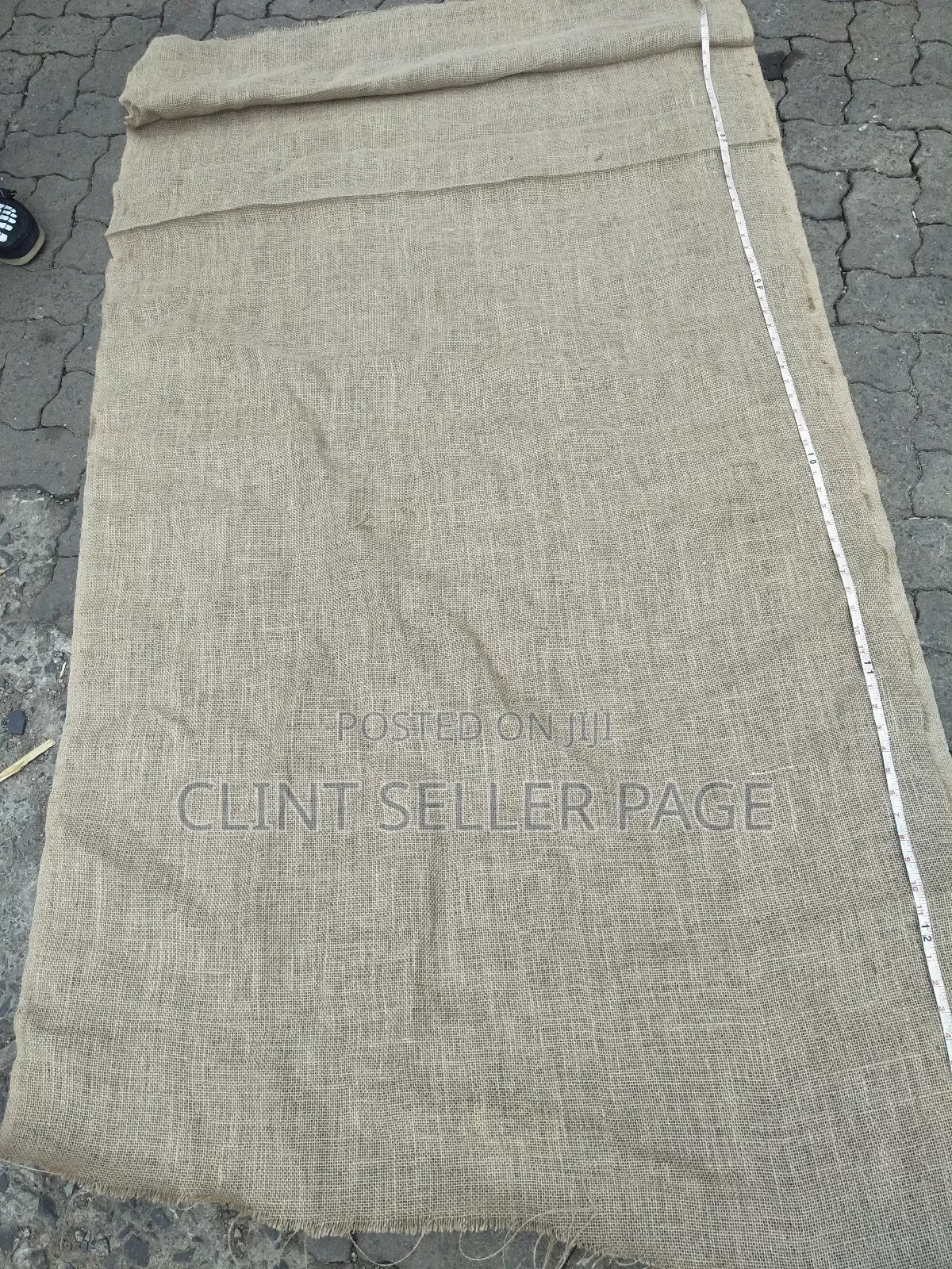 Hessian Cloth (Small Holes)