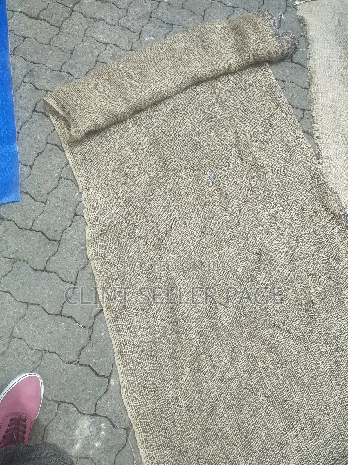 Hessian Cloth (Big Holes)