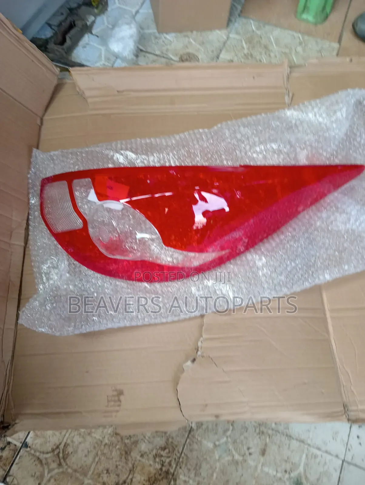 Nissan Tiida Taillight Lens Cover
