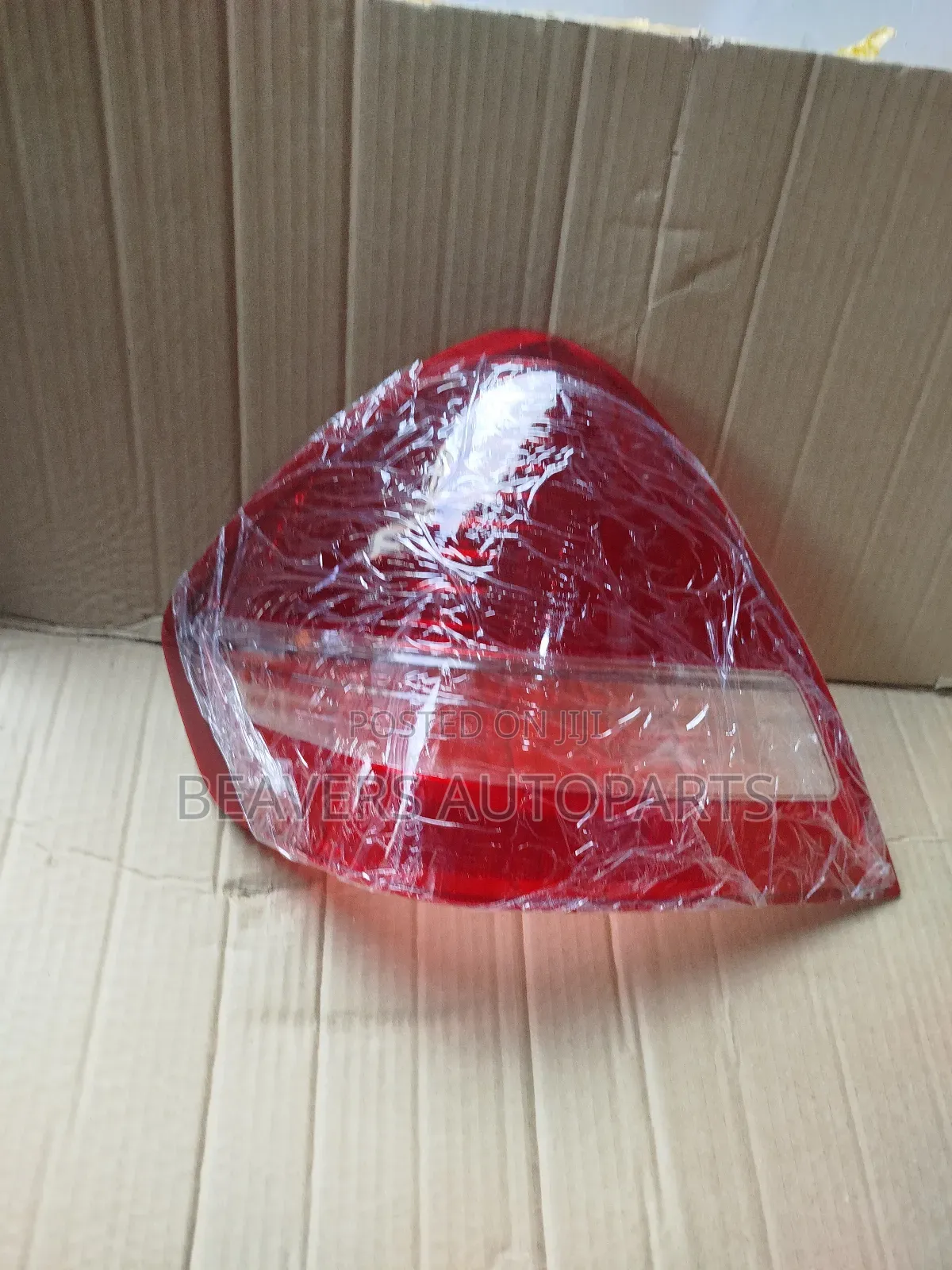 Tiida Saloon Taillight Lens Cover