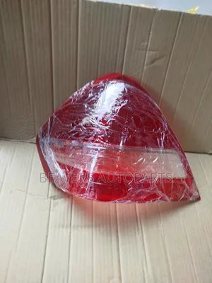 Tiida Saloon Taillight Lens Cover