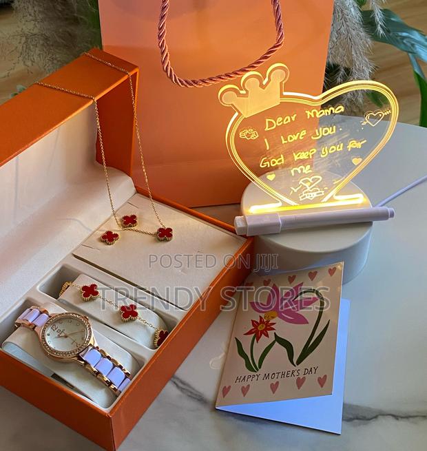 6 In 1 Mother's Day Gift Pack - main view