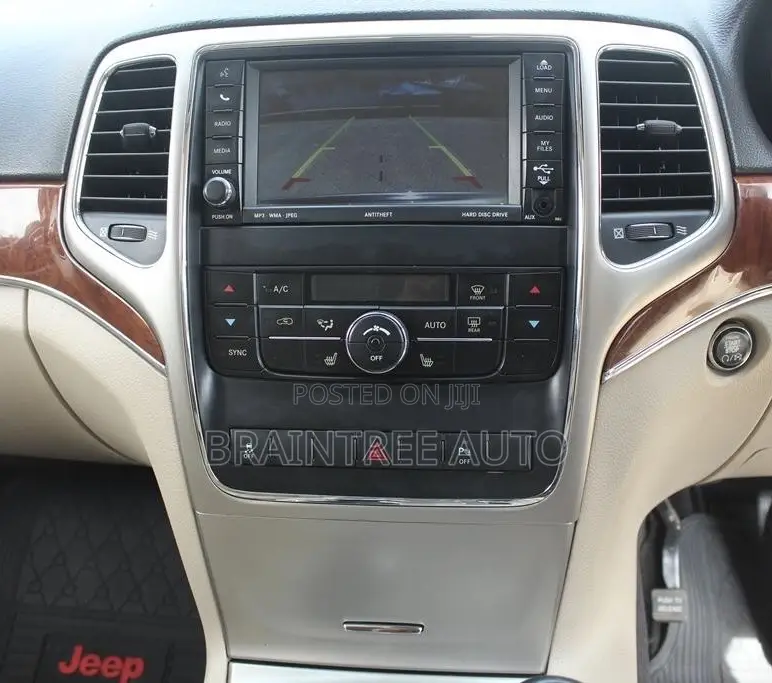Jeep Cherokee 2011 Gold