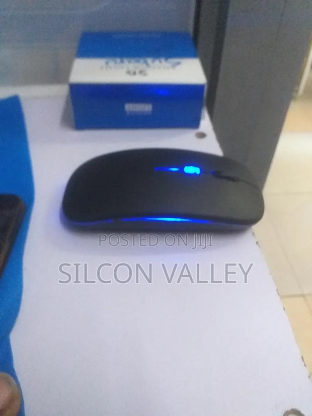 Wireless Rechargeable Mouse - thumbnail 2