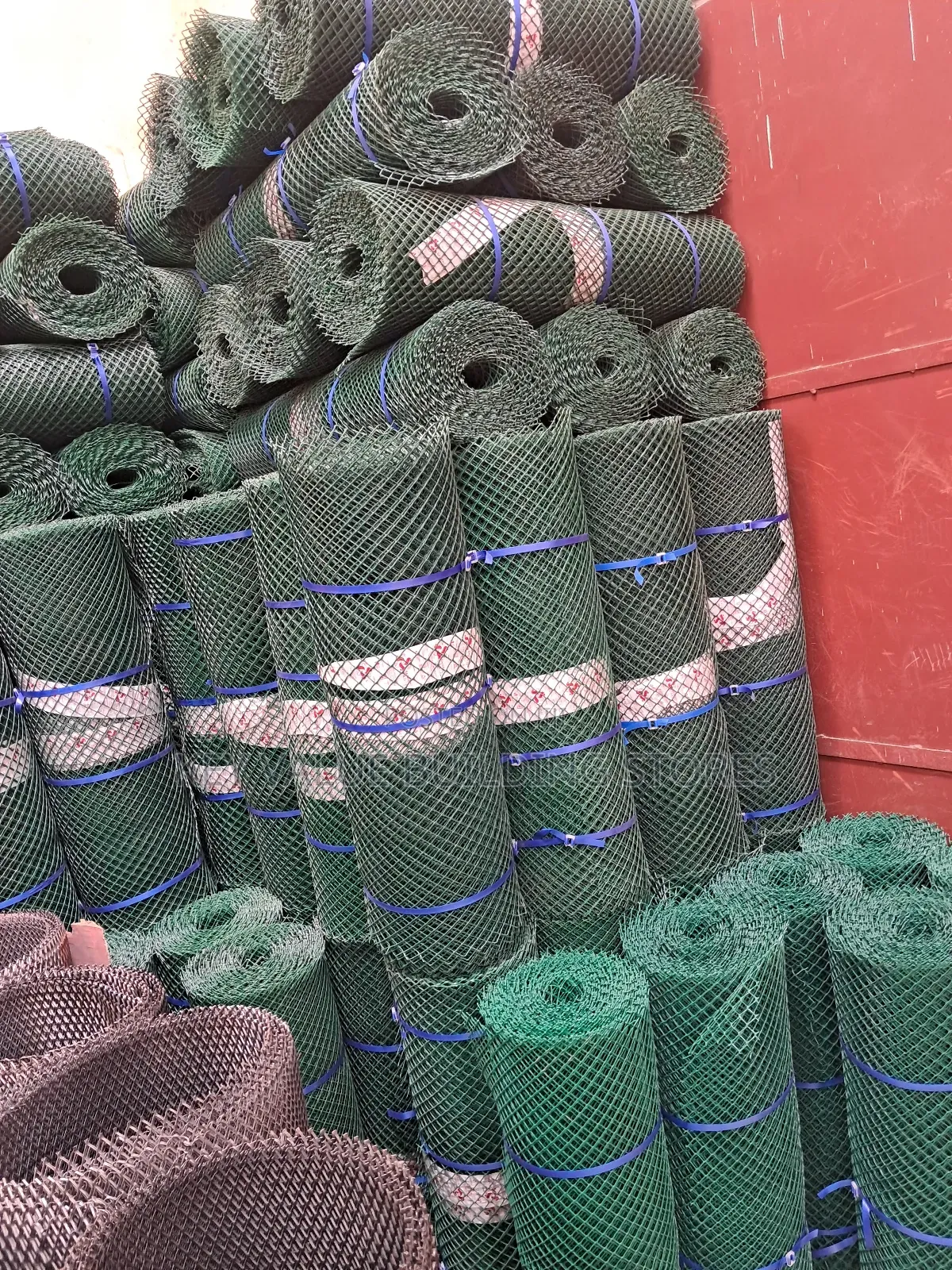 Plastic Chicken  Mesh