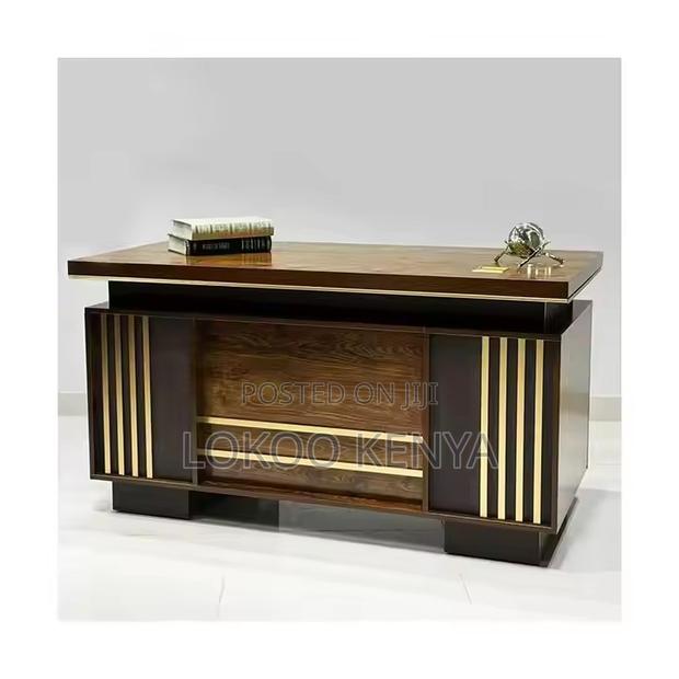Office Desk: Sleek Executive Office Table – 1400mm - thumbnail 3