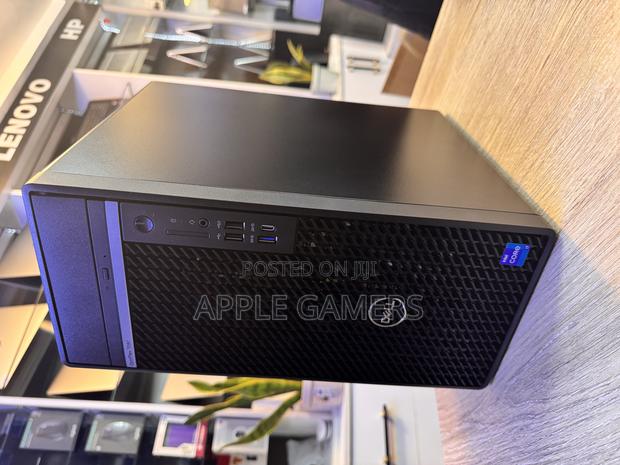 Desktop Computer Dell Optiplex 7090 12GB Intel Core I7 SSD 1T - main view