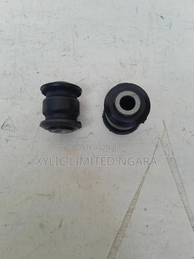 Honda Fit,Insight Front Small Arm Bushes