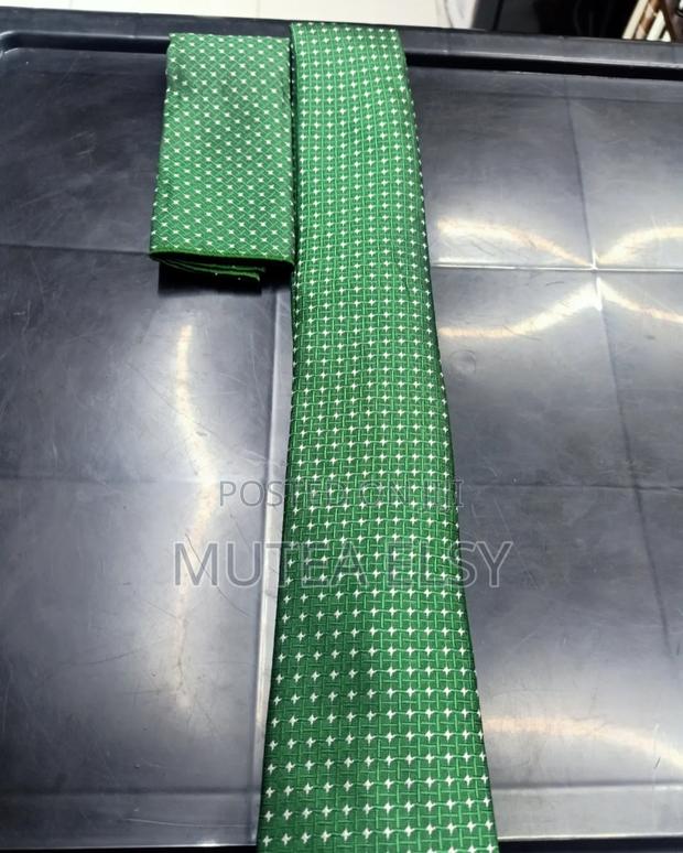 Grass Green Polycadot Executive Tie Sets - thumbnail 2